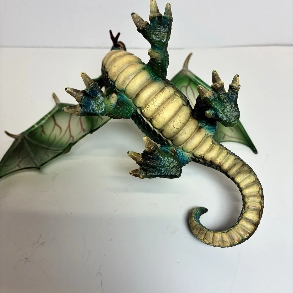 2003 Mythical Green Dragon Figure by Schleich World of Knights 5.5